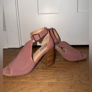 Steve Madden Blush Peep-Toe Heels